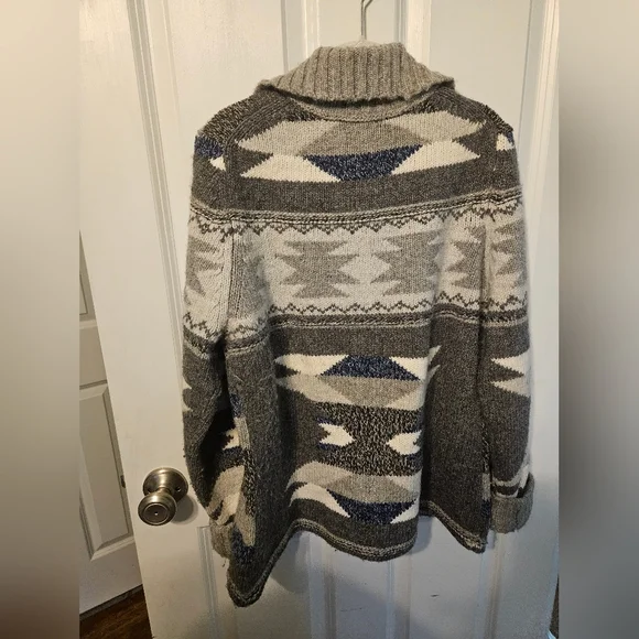 Eddie Bauer Vintage Wool Cardigan - Picture 3 of 4